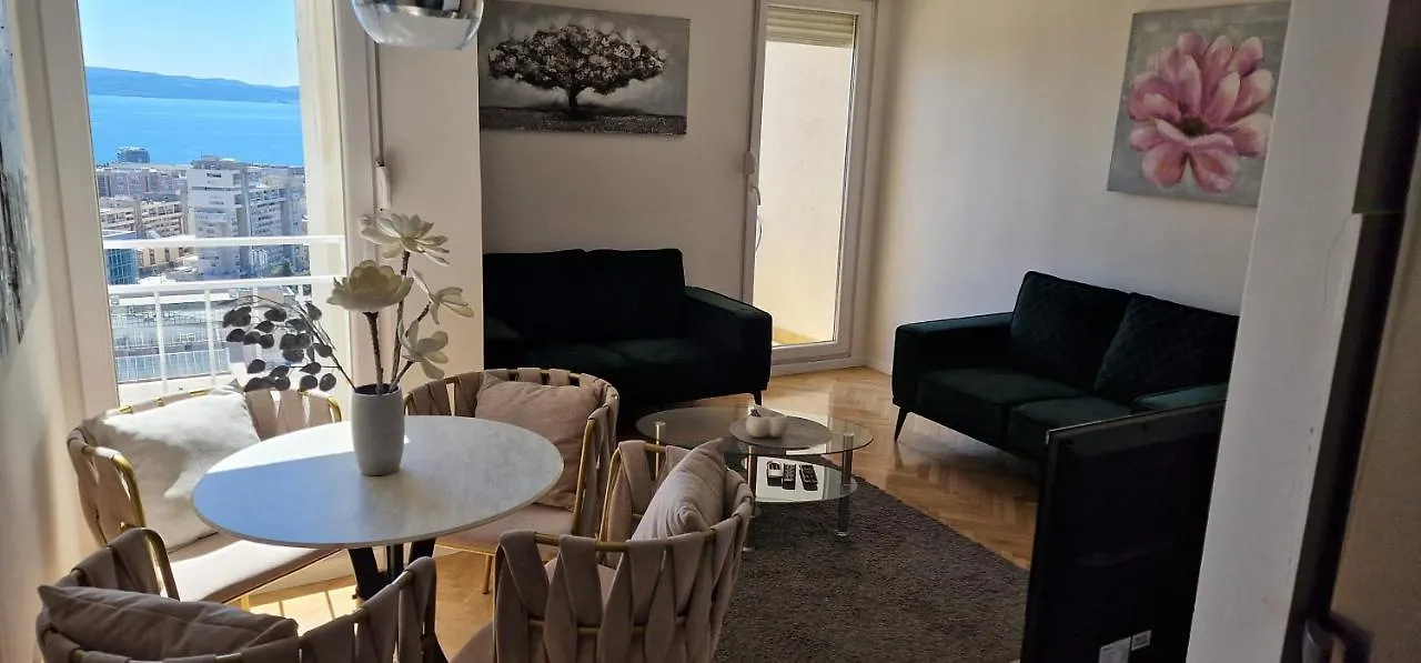 Apartment Lauren Split
